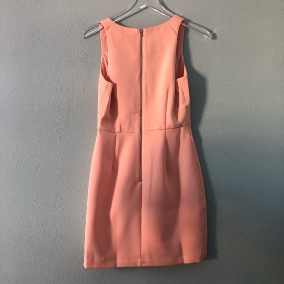 Boutique | soft pink sleeveless dress - Picture 4 of 4